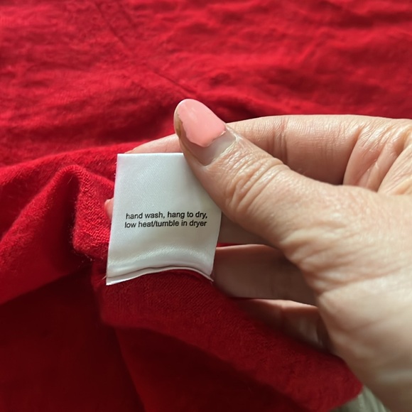 BRAZEAU TRICOT Red Cashmere Crop Sweater Size: 2 - Picture 14 of 16